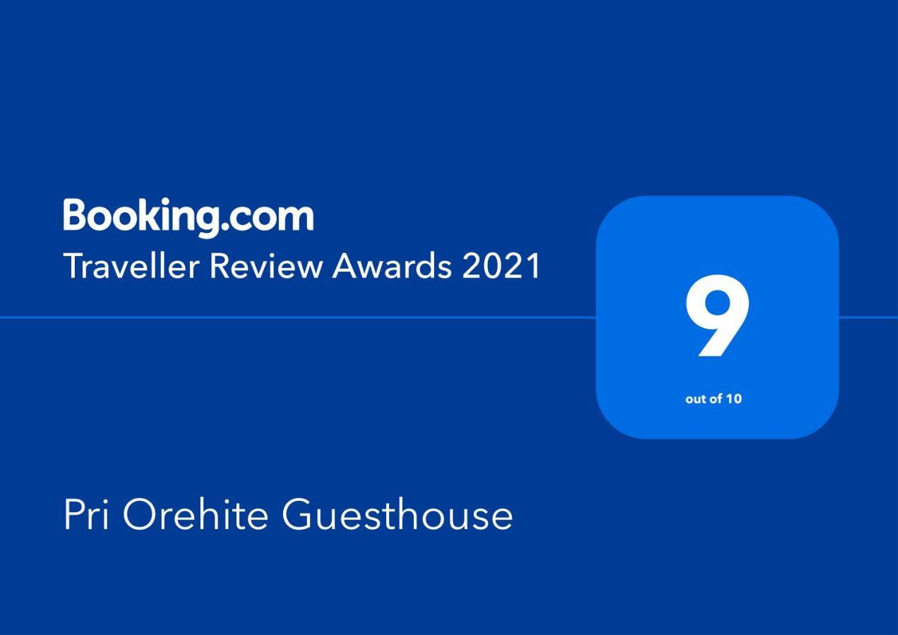 Pri Orehite Guesthouse オレシャク エクステリア 写真